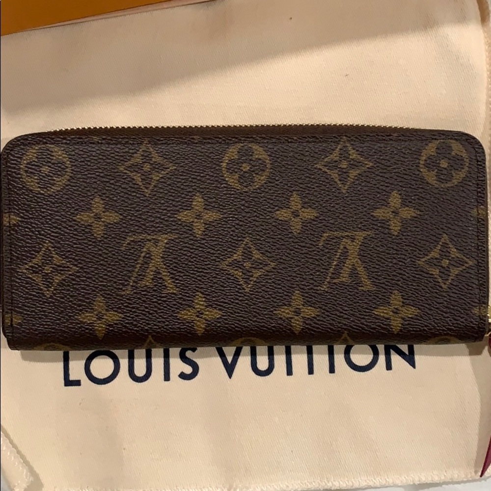❌SOLD❌ Louis Vuitton Clemence Wallet - Picture 3 of 12